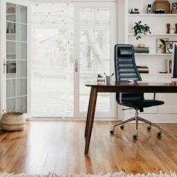 From Functionality to Style: Finding Your Ideal Office Desk